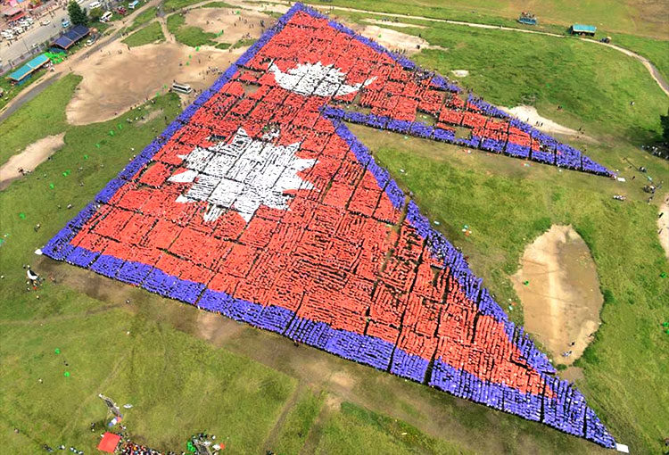 Nepalese-worlds-largest-human-flag-record (1)
