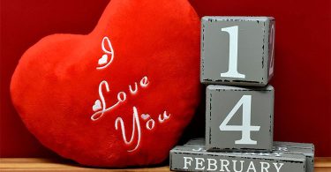 Valentine’s Week: The Ways to Celebrate Special Week [full list inside]