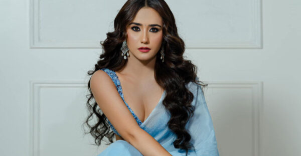 Actress Swastima Khadka wearing saree