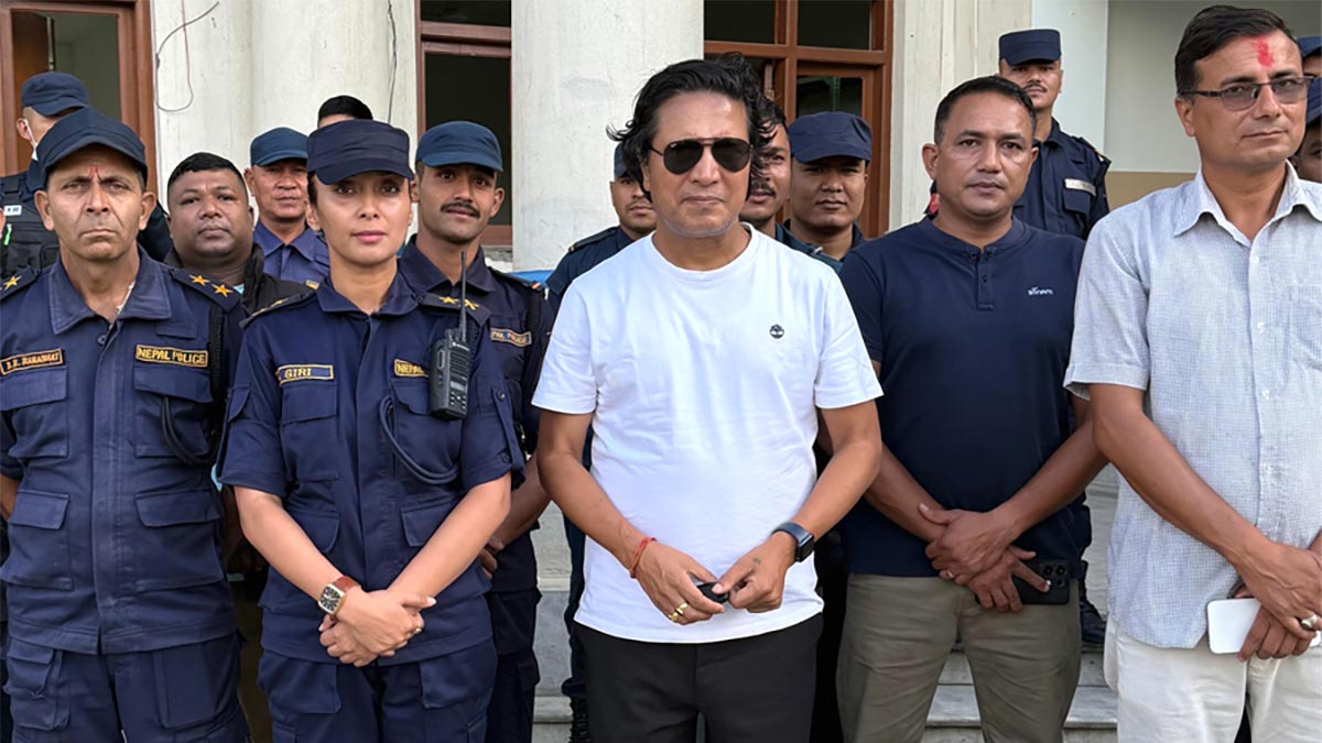 Actor Deepak Raj Giri donates NPR 5 lakh for reconstruction of Thangkot Police Office damaged during Nepal Gen-Z protests