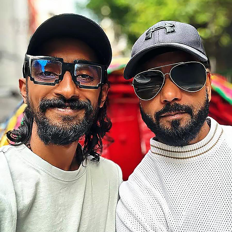 Nepali actor Pramod Agrahari with Bangladeshi director Tanmoy Surjo during the preparation of his first Bangladeshi movie.