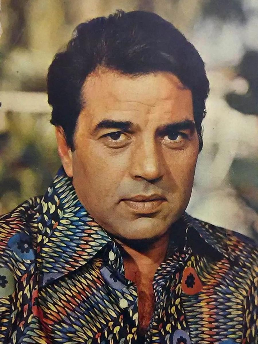 vintage photo of bollywood actor dharmendra who passes away at 89