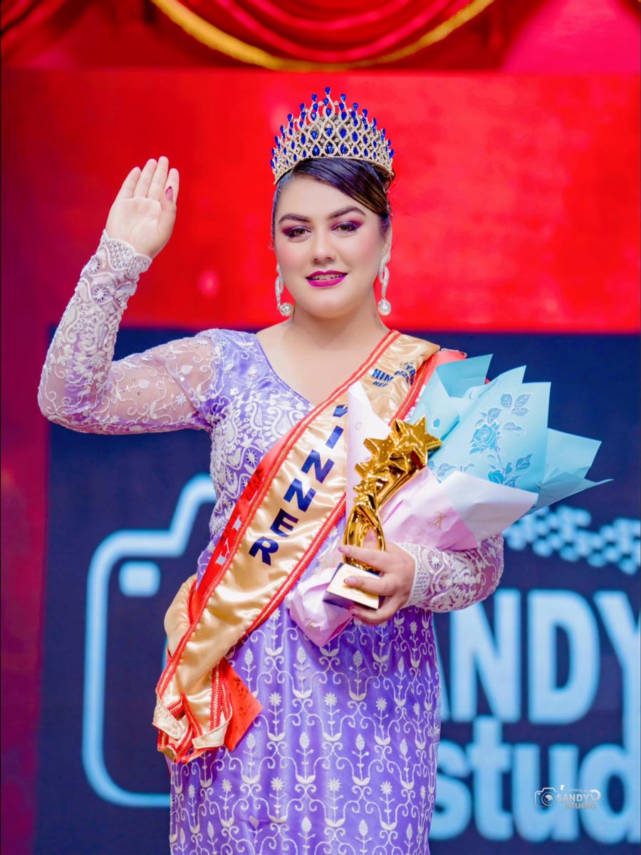 Pranita Kshetri crowned Mrs. Himalayan Nepal 2025 wearing crown and sash on stage